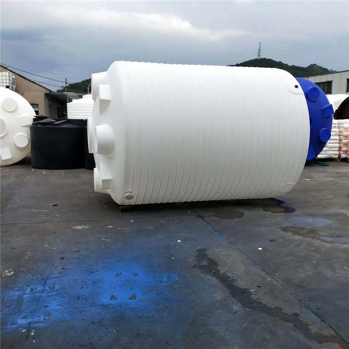 PT-40000L塑料水箱 PE塑料材质次氯酸钠塑料储罐水桶 优势